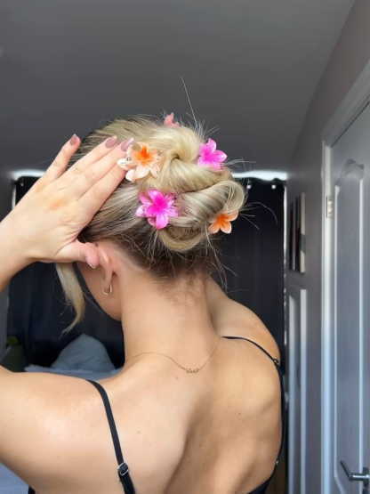 Mini hair clip ohana